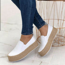 Load image into Gallery viewer, Laamei Autumn Women Flats Shoes Platform Sneakers Slip